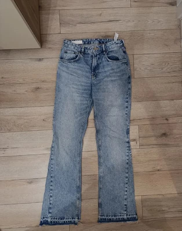 Flared Zara — Батуми — 90 ₾