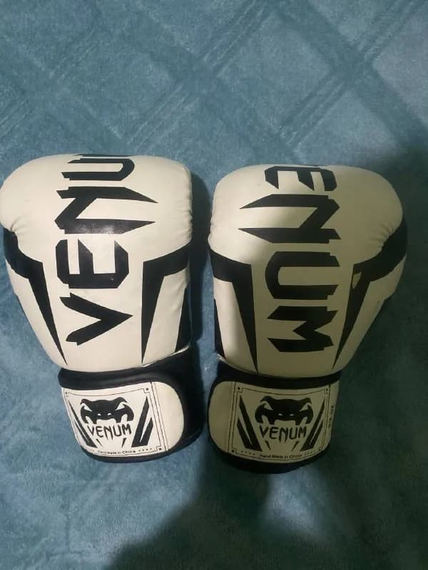 Venum, белые. — Тбилиси — 60 ₾