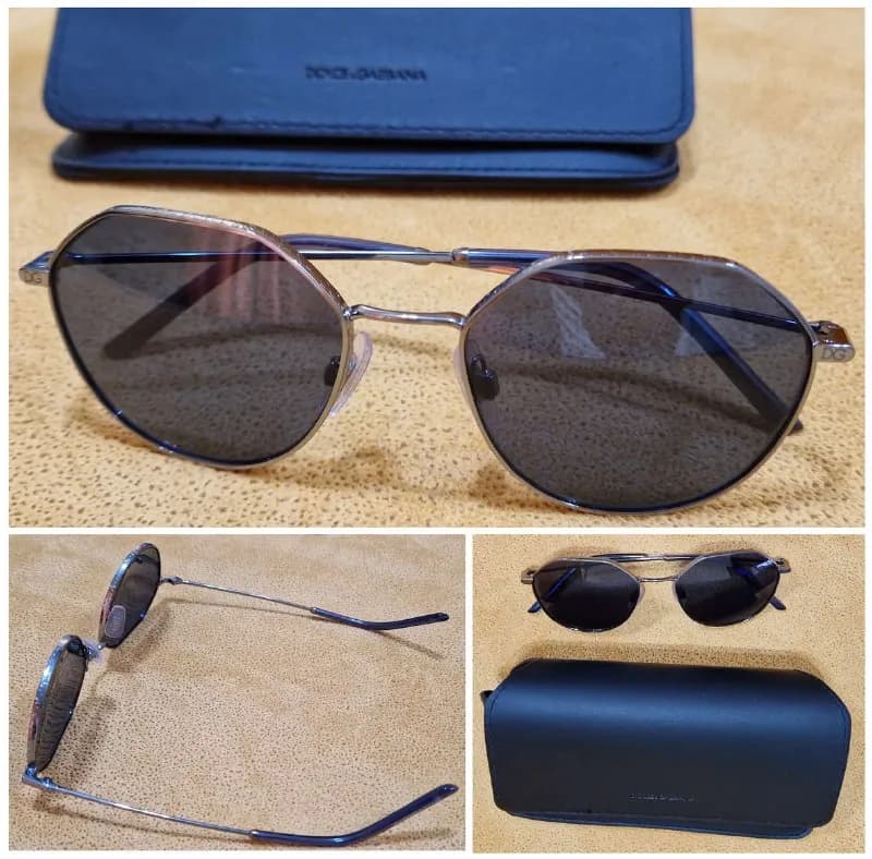 1. Dolce&Gabbana, солнцезащитные очки, слегка голубого оттенка когда на солнце. 50 ₾ — Тбилиси — 50 ₾