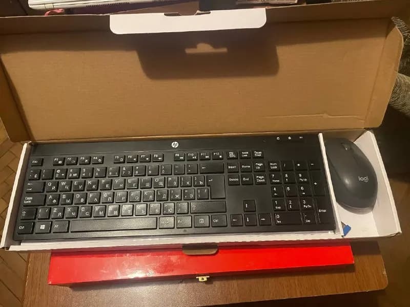 1. Клавиатура беспроводная hp в коробке с документами — 15 GEL (мышка Logitech бу в подарок) — Тбилиси — 15 ₾