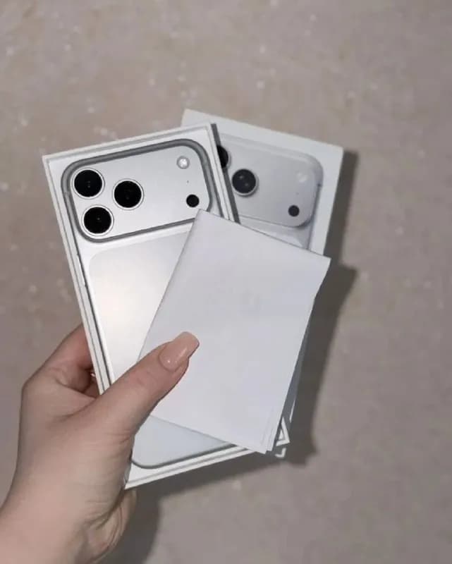 iPhone 17 pro max silver 256 gb — Батуми — 3 500 ₾