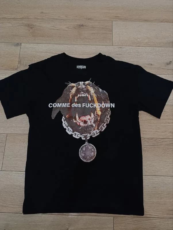 COMME des FUCKDOWN — Батуми — 50 ₾