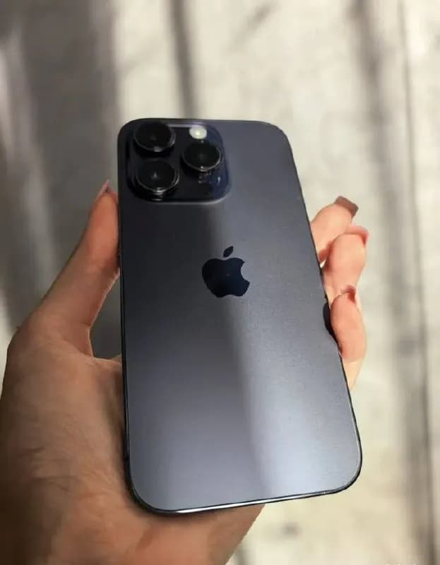 iPhone 14 Pro (128 gb) Все функции работают прекрасно, с телефоном нет никаких проблем, батарея 77% — Батуми — 1 000 ₾