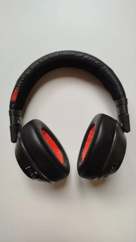 Plantronics Voyager 8200UC. — Тбилиси — 800 ₾