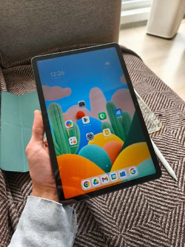 Redmi pad 2 8/256 + Redmi smart pen. Всё в прекрасном состоянии — Тбилиси — 480 ₾