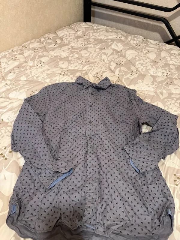 1. No name brand: size — M. Цена — 10 gel — Тбилиси — 10 ₾