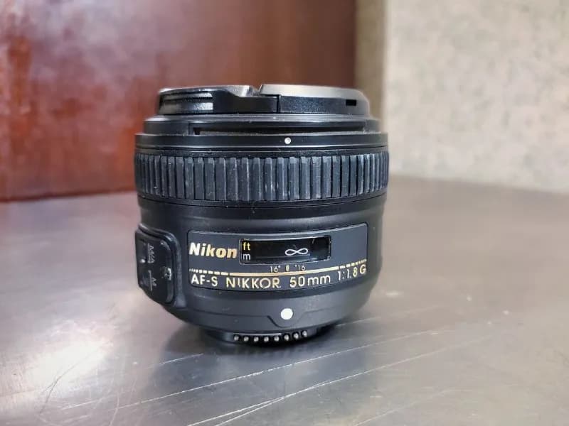 Nikon 50 mm f1.8 — Тбилиси — 300 ₾