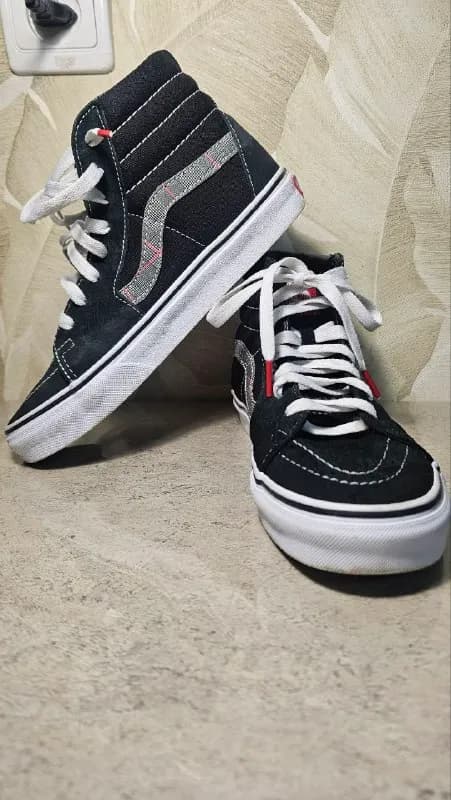 Vans — Тбилиси — 100 ₾