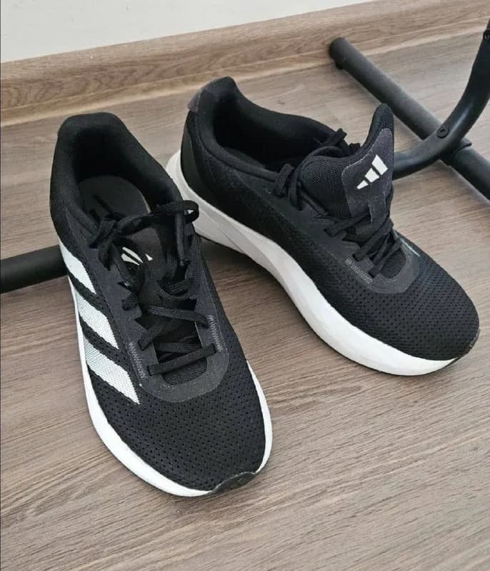 Adidas Duramo SL, размер на бирке на стопу 26 см. — Тбилиси — 50 ₾