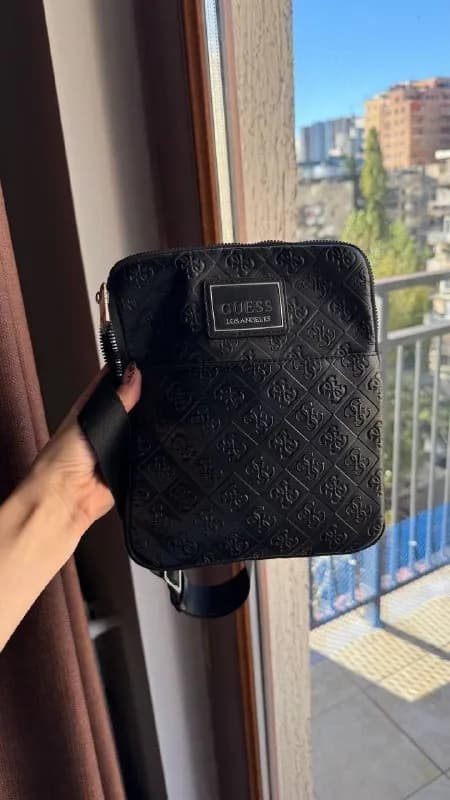 1. Сумка мужская Guess — Тбилиси — 80 ₾