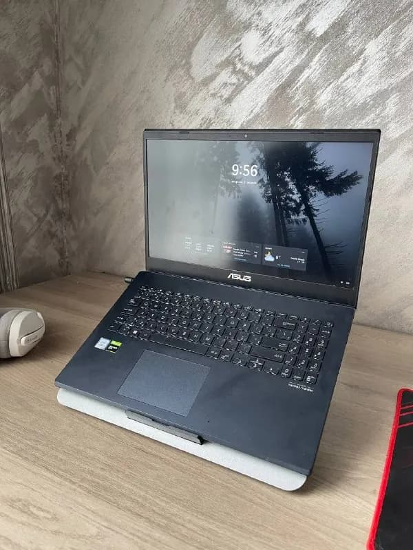 ASUS
