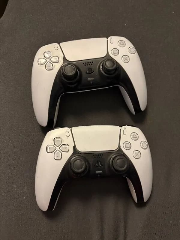 PlayStation 5 + два джойстика — Тбилиси — 1200 ₾