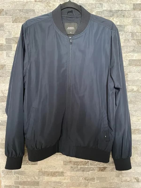 Burton Menswear London Bomber Jacket, размер M, состояние новой — Батуми — 100 ₾
