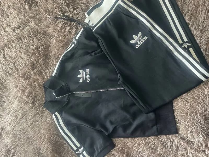 Adidas — Тбилиси — 65 ₾