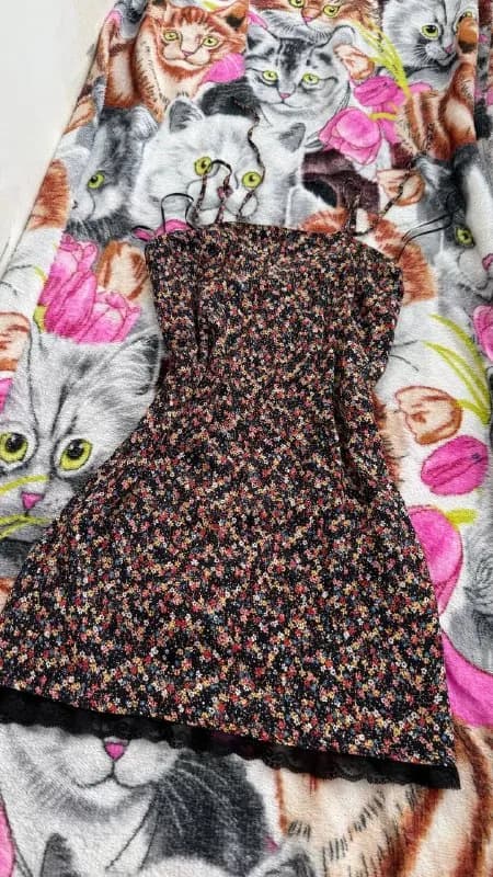 Bershka XS. В идеальном состоянии. Длина 63 см. — Батуми — 20 ₾