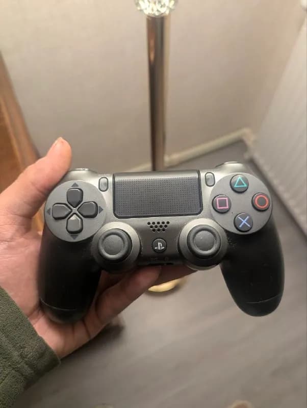 Dualshock 4 v2 геймпад — Тбилиси — 60 ₾