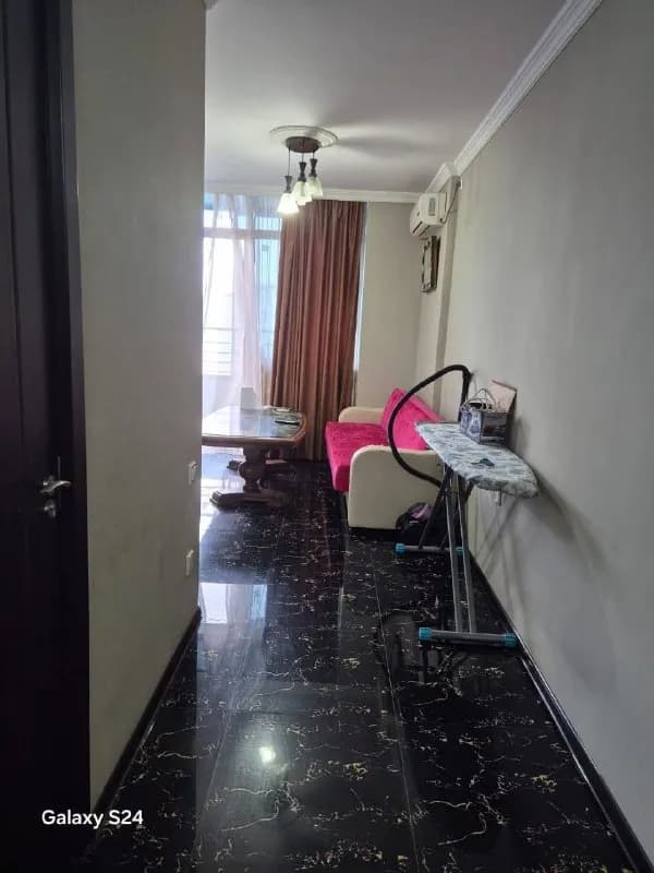 1+1 по улице Пиросмани, 16а — Батуми — 500 $