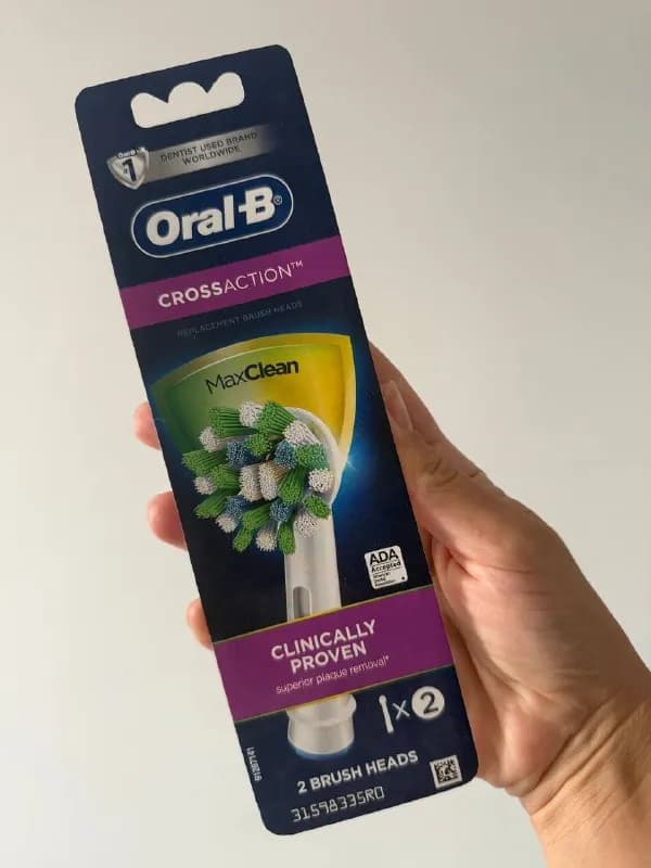 Oral-B Clinically Proven (2 шт.) — Батуми — 40 ₾