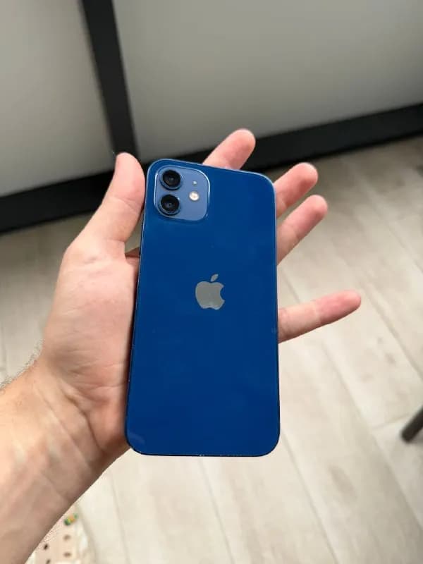 iPhone 12 на 128 GB — Батуми — 400 ₾