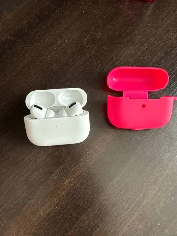 AirPods Pro — Батуми — 200 ₾