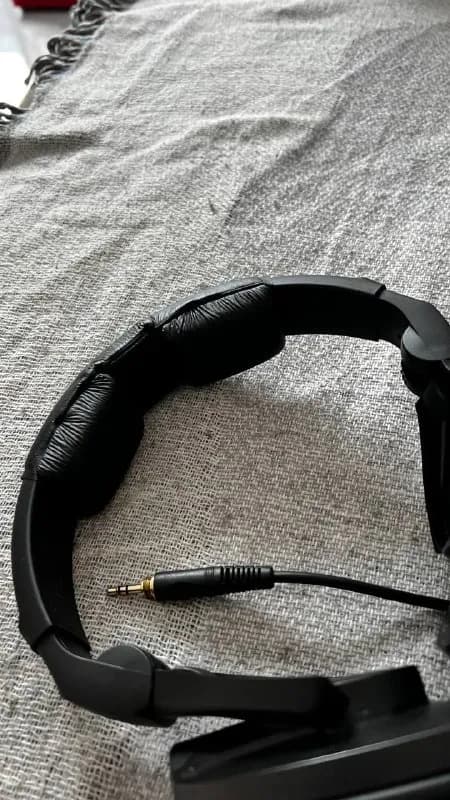 220 lari — наушники sennheiser Hd 280 pro — Батуми — 220 ₾
