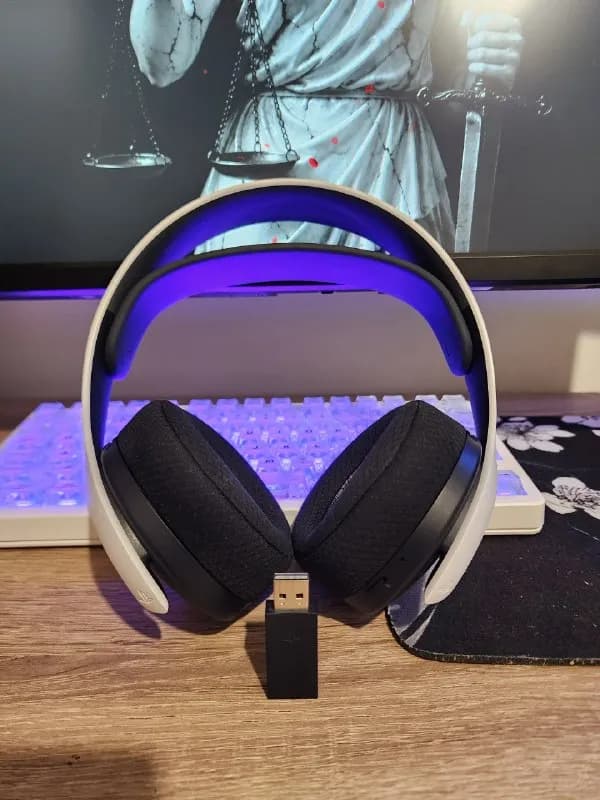 Sony Pulse 3D в идеальном состоянии — Батуми — 150 ₾