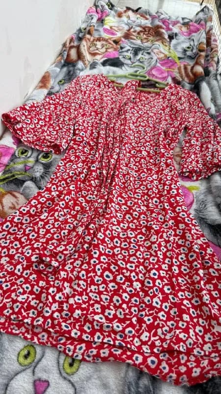 Tissaia M/L. В отличном состоянии. Классного качества 100% вискоза. — Батуми — 25 ₾
