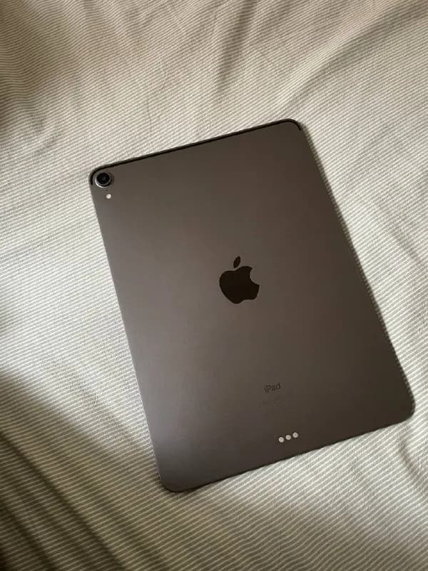 iPad Pro 2018 11 дюймов 256GB — Тбилиси — 750 ₾