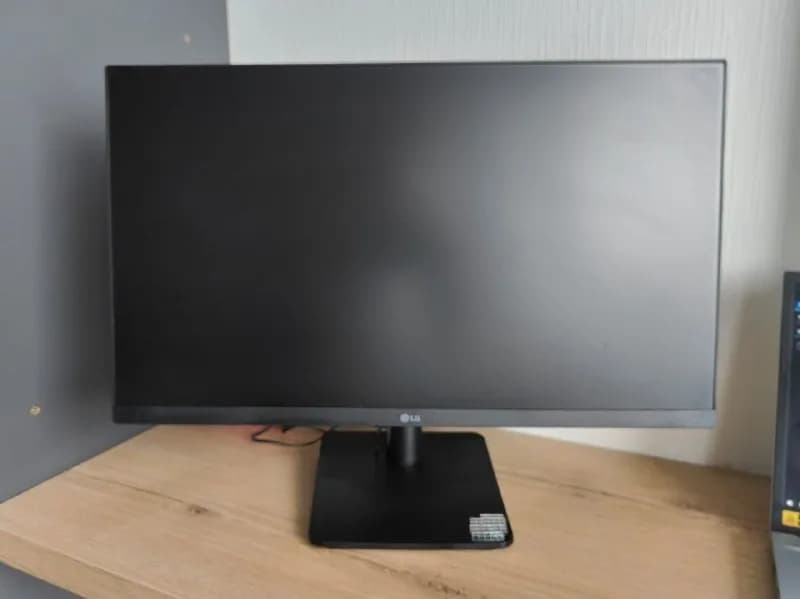 LG 24MP400-B (24') — Батуми — 200 ₾