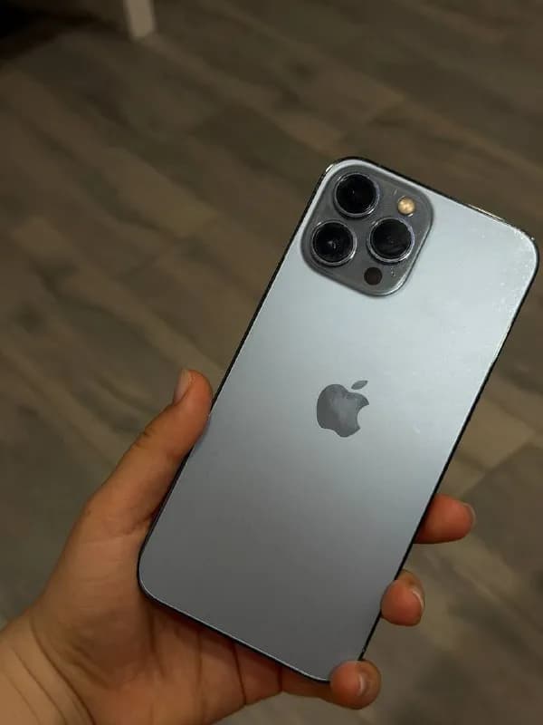 iPhone 13 Pro Max 128GB — Батуми — 900 850 ₾