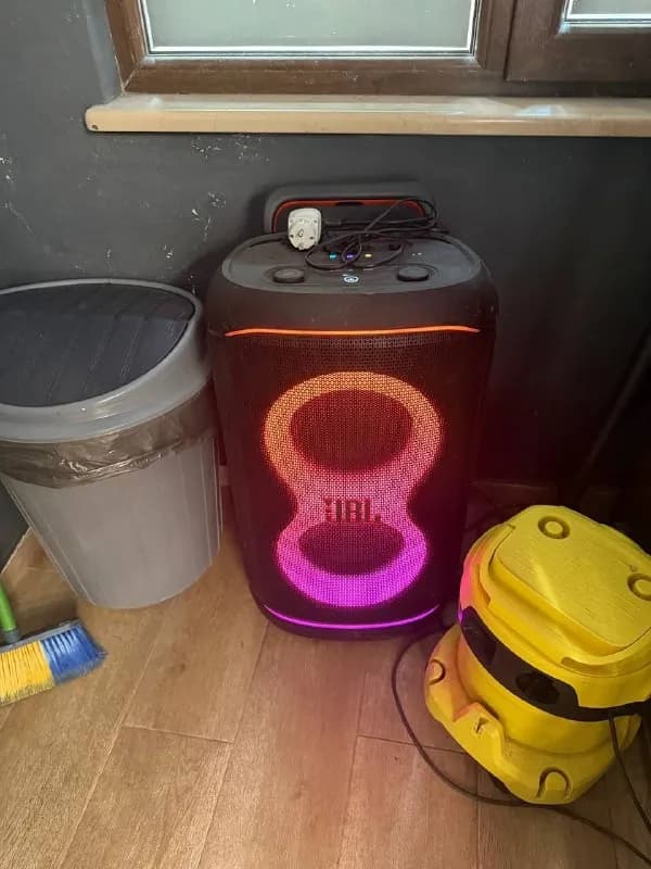 JBL PartyBox 520 — 1600 лари. Оригинал, покупал в Zoomer. Любые проверки — Батуми — 1,600 ₾