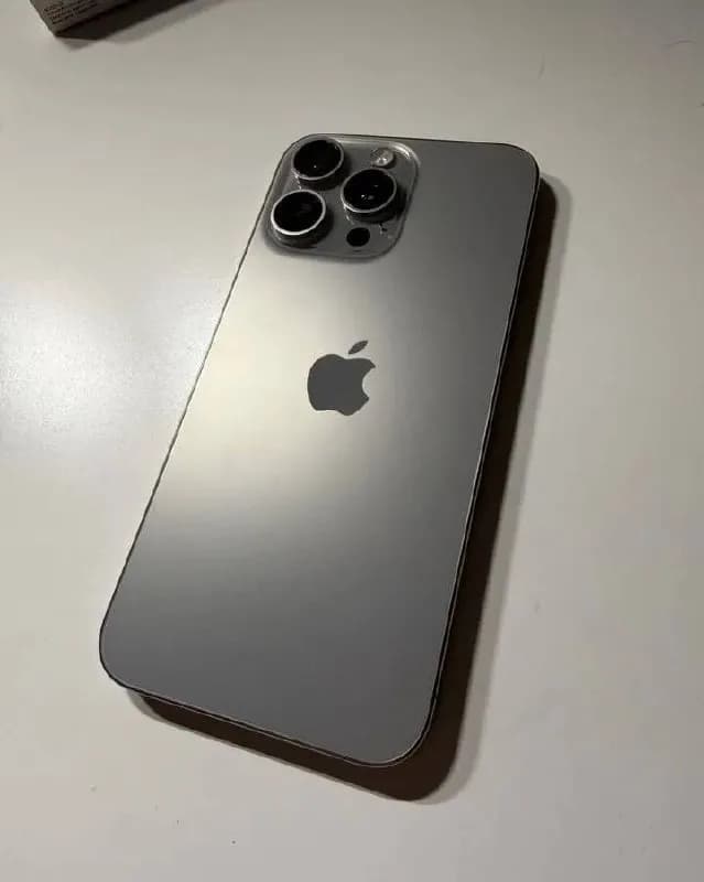 iPhone 15 Pro Max Natural Titanium (256 гб) — Батуми — 1 700 ₾