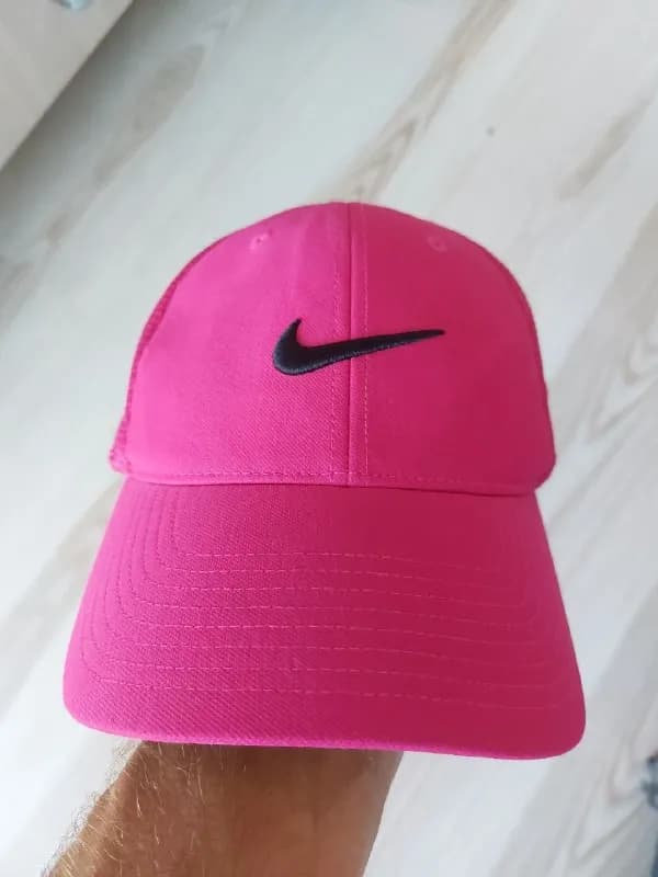 Оригинальная кепка Nike unisex — Батуми — 80 ₾