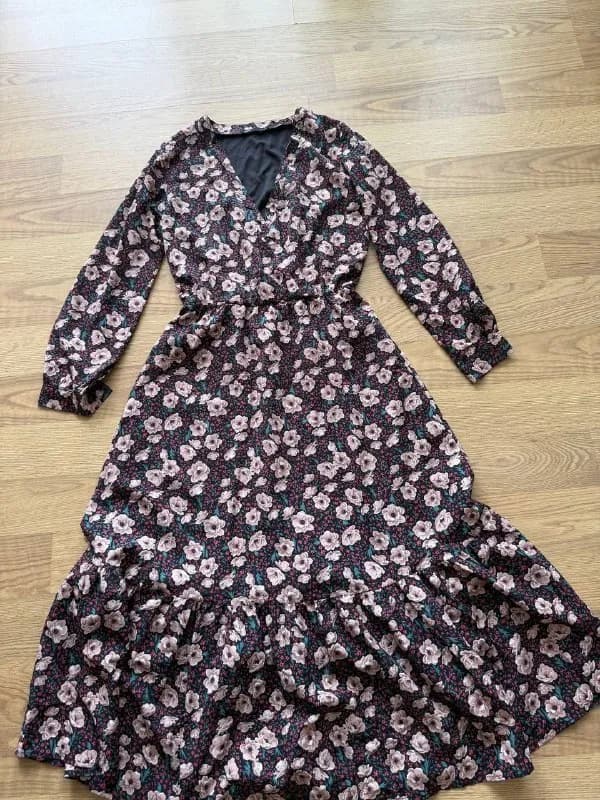 Платья — Батуми — 15 ₾