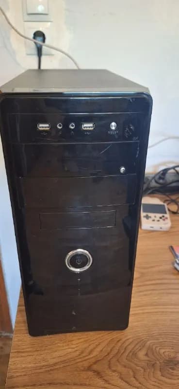 1. ПК для интернета, работы, нетребовательных игр. Проц Core i5-4660. 16 гб ОЗУ. 256 гб SSD + 500 гб — Тбилиси — 10 ₾