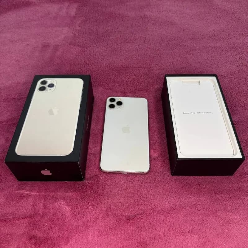 iPhone 11 Pro Max 256GB White 📲 — Батуми — 300 ₾