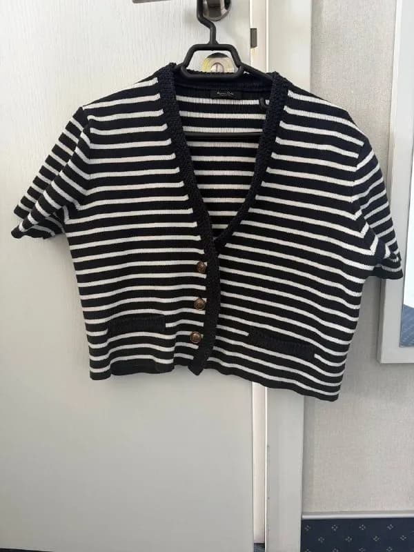 1. Кофта полосатая massimo dutti размер с-м 20 лари — Батуми — 20 ₾