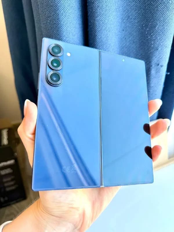 Samsung Galaxy Z Fold 6 — 2350₾. — Тбилиси — 2350 ₾