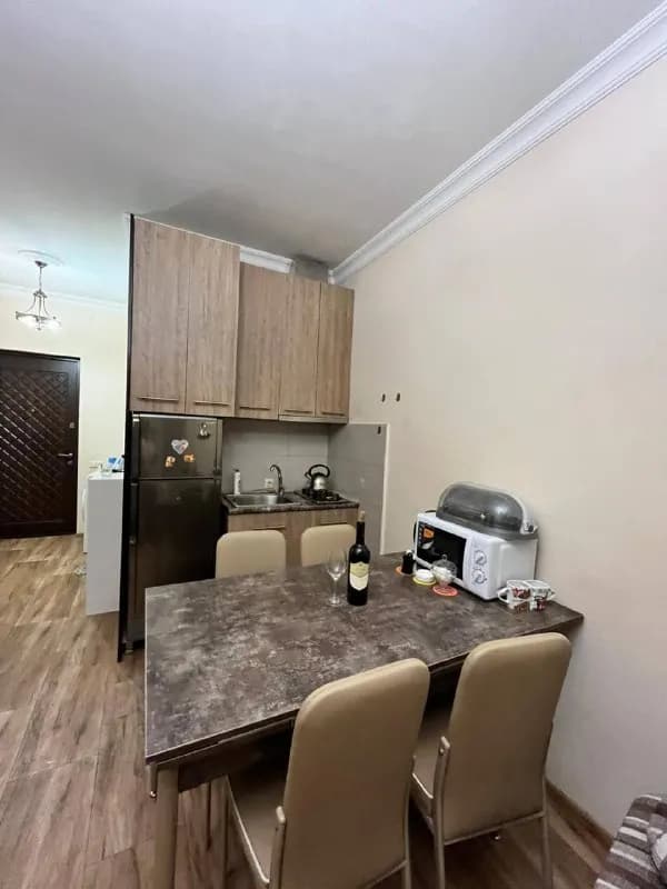 3-комнатная квартира — Батуми — 550 $