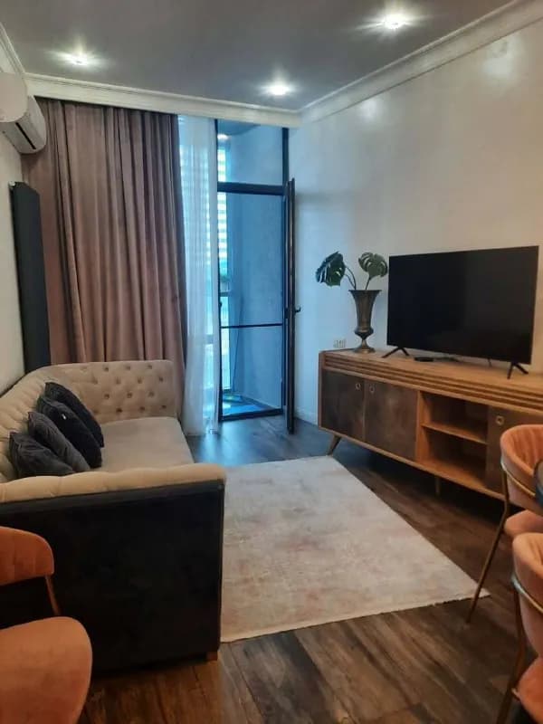 Сдам квартиру 1+1 по улице Пиросмани, 19 DarBuilding — Батуми — 850 $