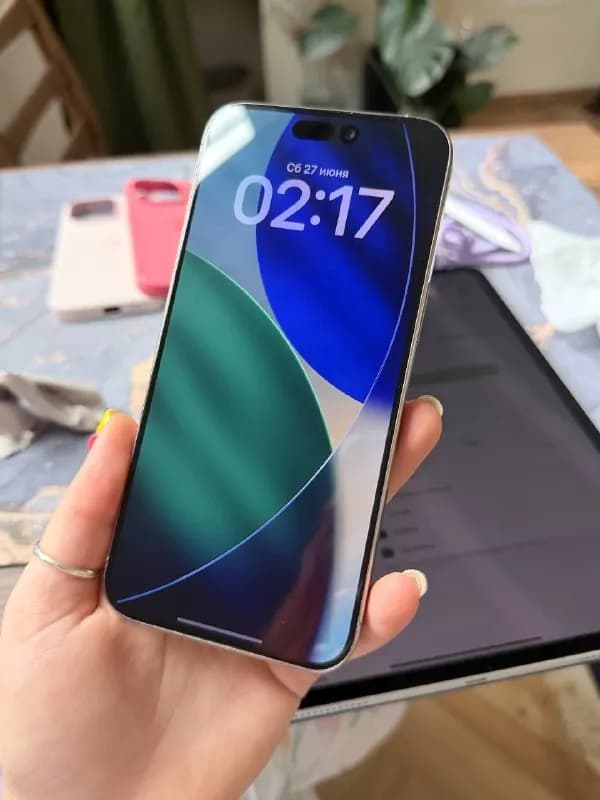 iPhone 15 Pro Max 256 GB — 1800 ₾ — Тбилиси — 1800 ₾