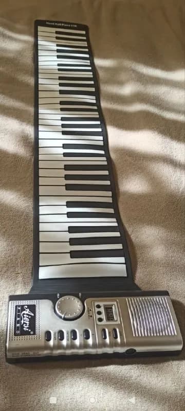 roll piano Aiersi. Отличная компактная альтернатива для любителей и начинающих пианистов. Состояние — Тбилиси — 135 ₾
