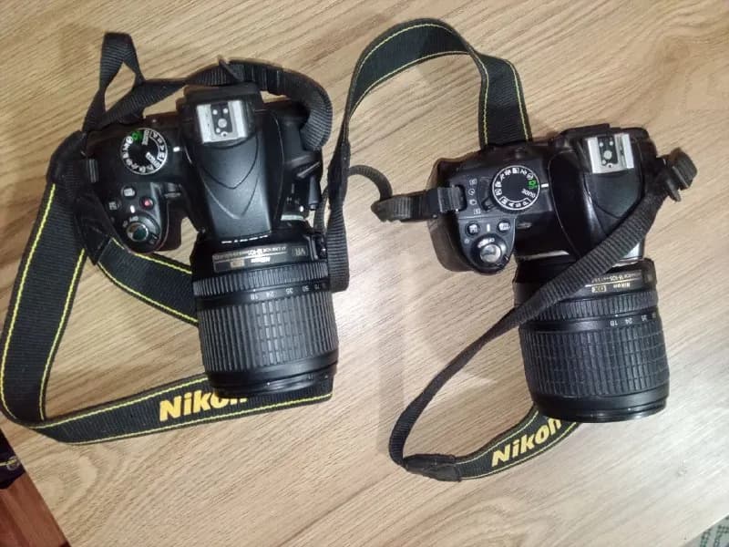 Nikon конкурента Canon в хорошем состоянии. 1) Nikon D3300+объектив Nikon[телефон]₾. 2) Nikon310 — Тбилиси — 650 ₾