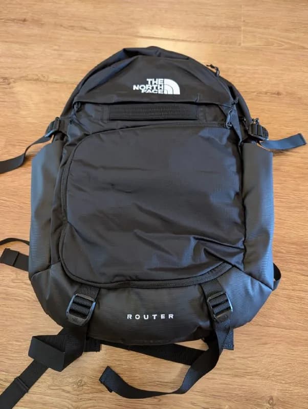 North Face Router. Объем 40 литров. Привезен в Тбилиси в чемодане и ни разу не использовался. Распол — Тбилиси — 275 ₾
