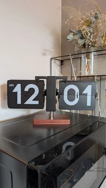 70$ — Тбилиси — 70 ₾