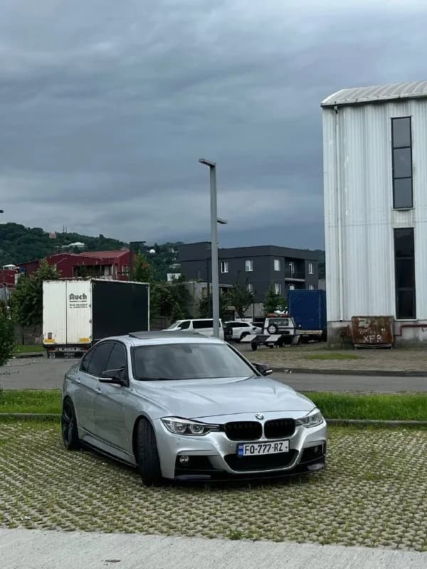 BMW 328i F30 — Батуми — 9 000 $