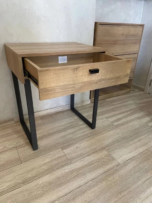 Столик в стиле лофт — Батуми — 200 ₾