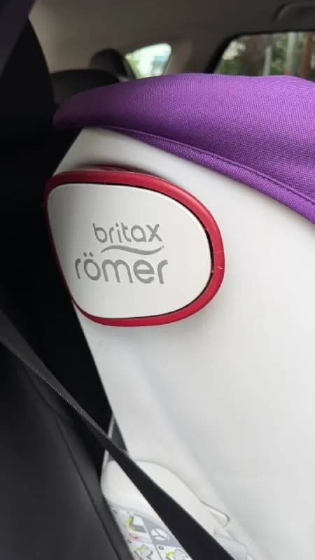 britax 180 лари, чехлы снимаются и стираются — Батуми — 180 ₾