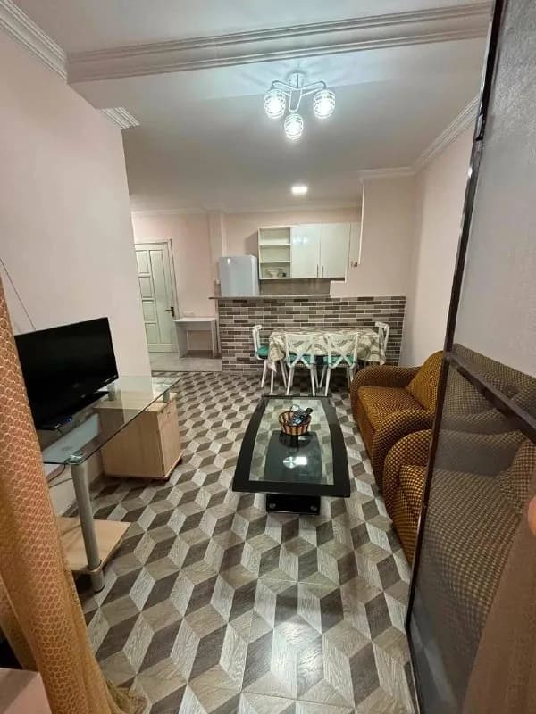 350$…✅…Сдается квартира с отдел спальной 5 этажка без лифта Атапленье карма ул джавахишвили 51 т5950 — Батуми — 350 $