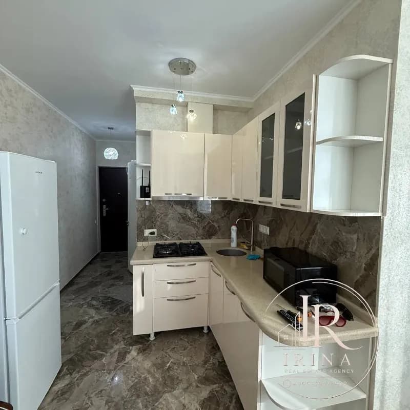 1+1 по улице Горгиладзе, 98☑️ — Батуми — 550 $